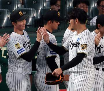 阪神・湯浅 再手術していた「内視鏡下胸椎黄色靱帯骨化切除術」異例再びメス「夏頃から違和感」藤川監督に背中押され決断