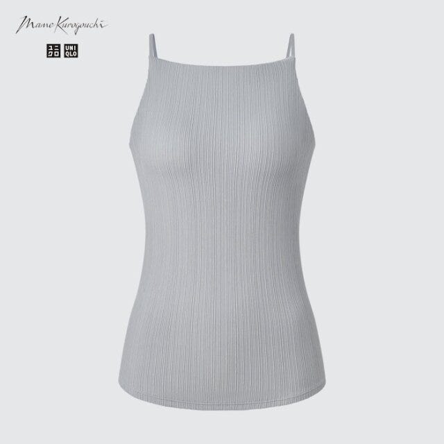 ユニクロ　オールブラックコーデ　今っぽセットアップ　asuka　イラスト　シームレスブラキャミソール