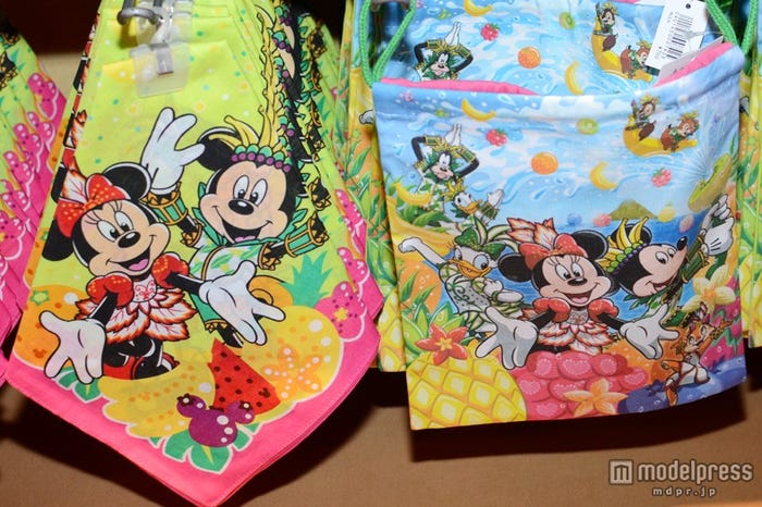 バンダナ、巾着 各¥700