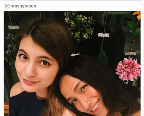 マギー&佐田真由美“ViVi姉妹”2ショットに反響「まさに美の共演」
