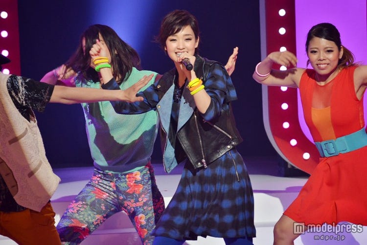 剛力彩芽の歌手デビュー曲 発売初日の反響は モデルプレス 剛力彩芽の歌手デビュー曲 発売初日の反響は モデルプレス