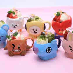 いちごケーキ/抹茶ケーキ690円(C)BT21