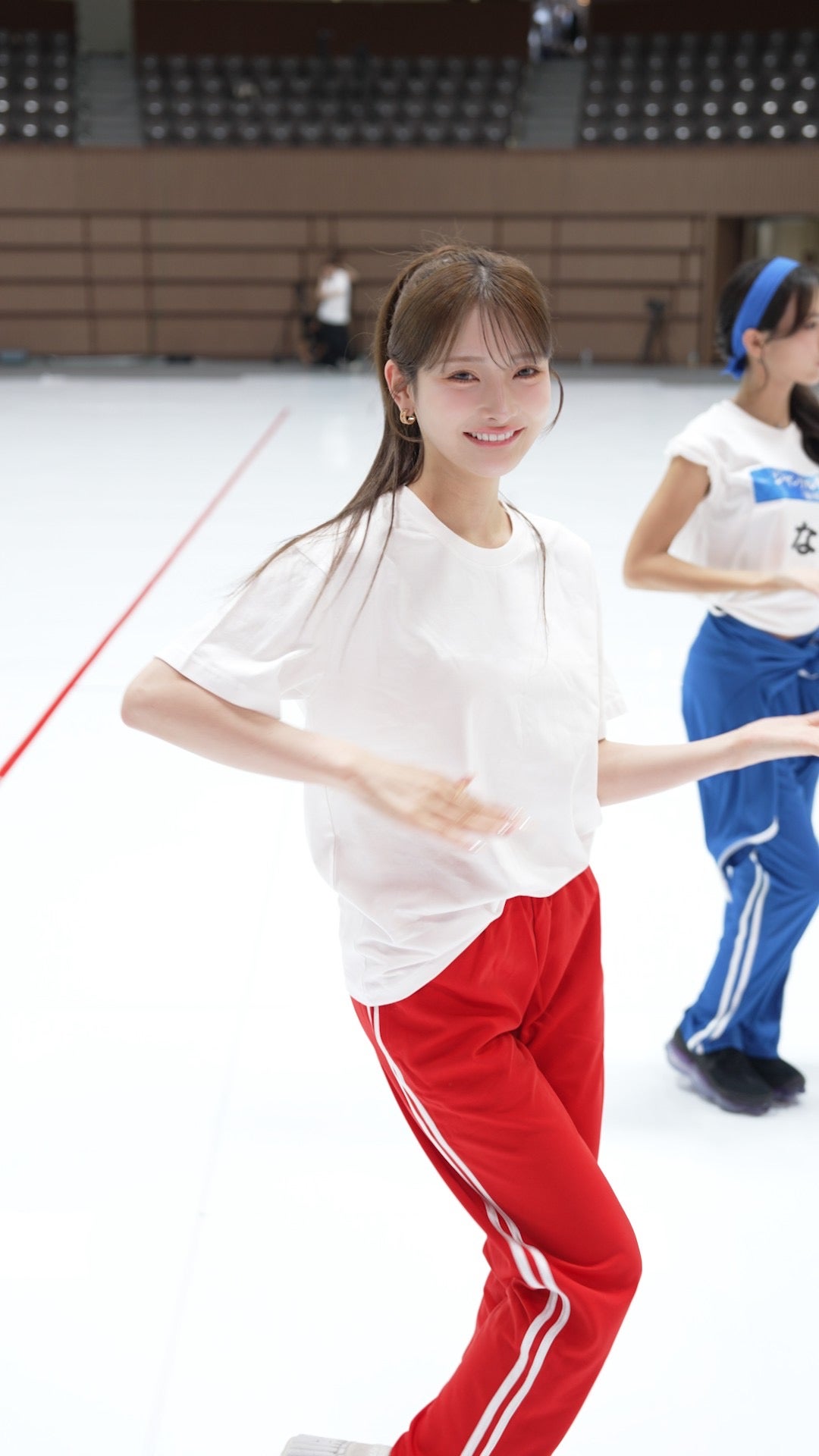 まみ「ジャングル東京」、なち「ジャングル銀座」（提供写真）