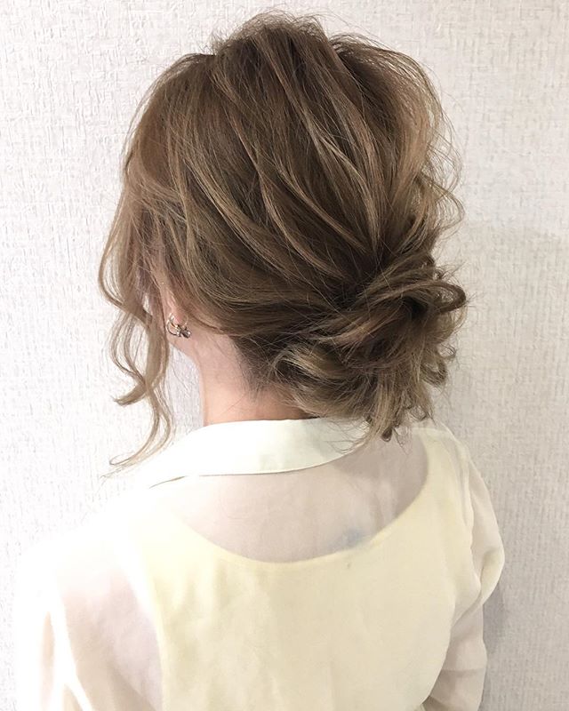 30代女性向けミディアムヘアの簡単ヘアアレンジ集 忙しい毎日でもサッと綺麗に モデルプレス