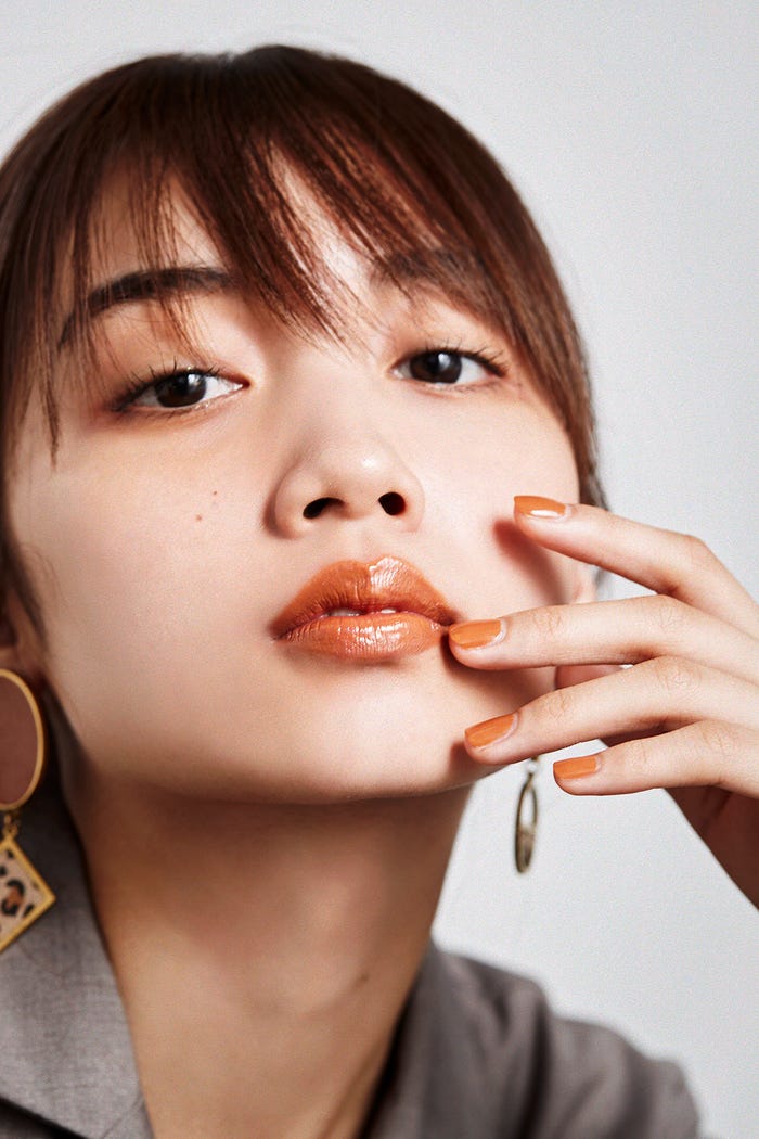 黒木ひかり/「JELLY」2019年11月号(9月17日発売)より/Photo:MELON(C)文友舎