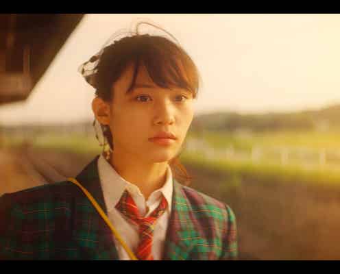女優デビューで注目の「nicola」南沙良、17年ぶりREBECCA新曲MVに主演 関係者も期待寄せる