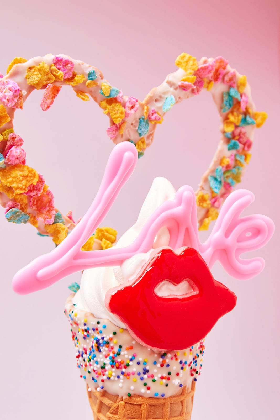 SNS映えの究極形!原宿「エディーズアイスクリーム」が可愛すぎて食べられないレベル