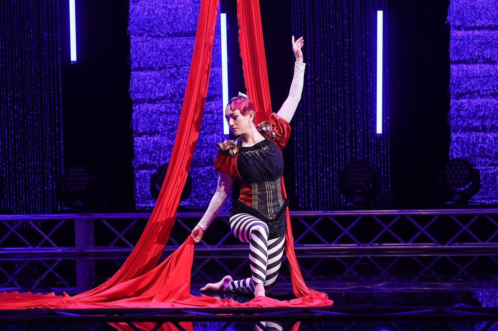 パフォーマンスを披露するSHELLY （C）日本テレビ