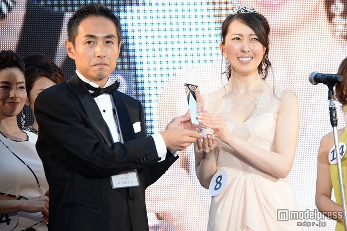 井上智明編集長、小宮山順子さん