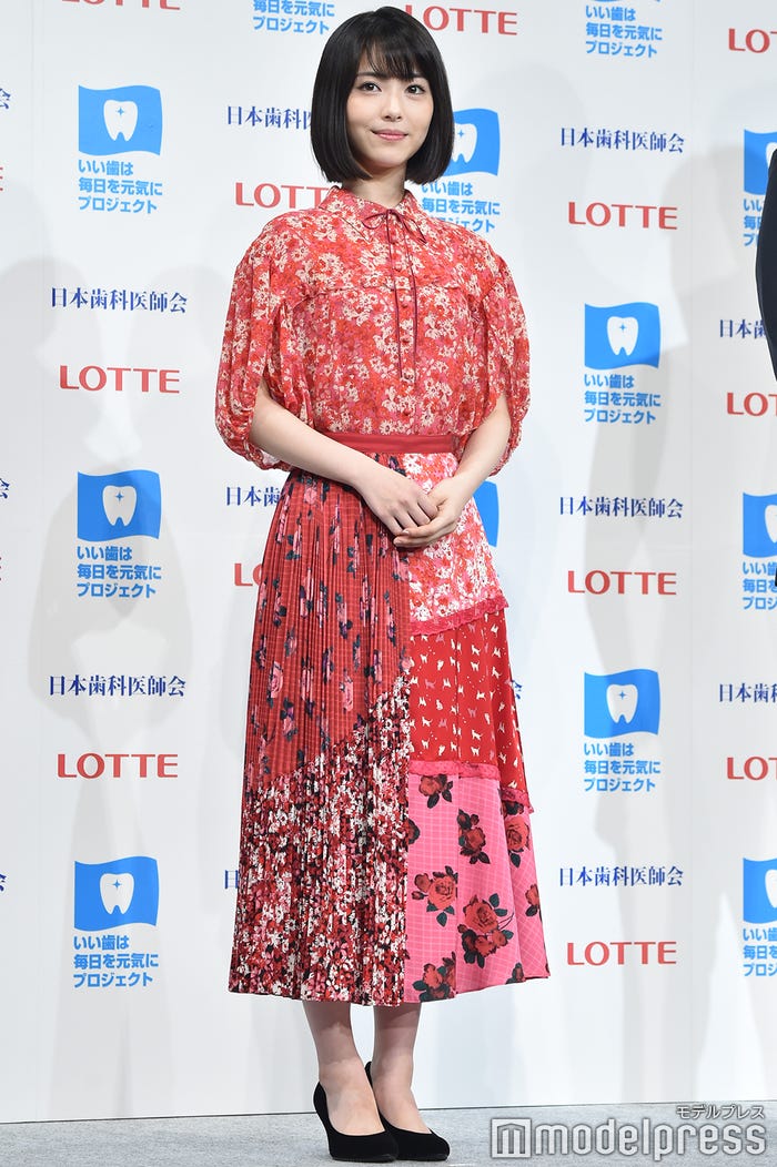 浜辺美波 (C)モデルプレス