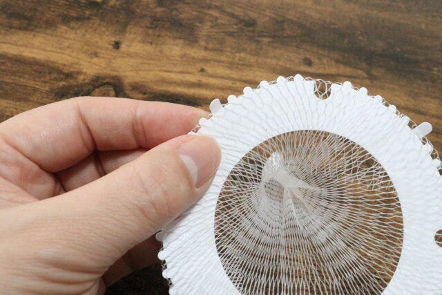 そのままポイッと捨てられる！髪の毛キャッチャー