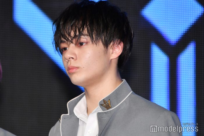 鶴房汐恩(C)モデルプレス