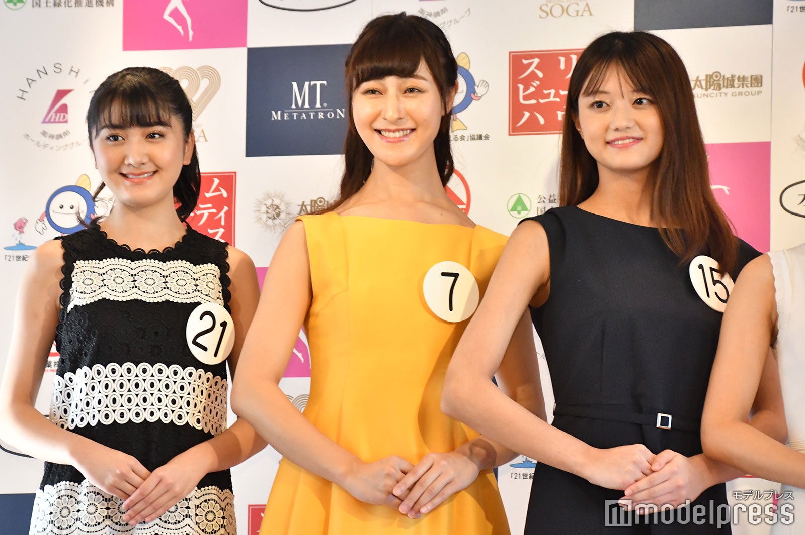 飯村さやかさん、林彩佳さん、吉田さくらさん（C）モデルプレス