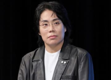 令和ロマン・くるまとMEGUMIの交際報道に胸をなで下ろした女性アナ「付き合ってる疑惑が晴れたw」