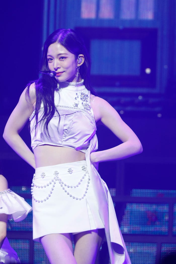 CHAEYOUNG(P)&(C)PLEDIS Entertainment