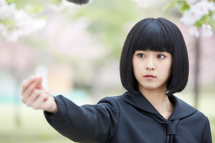 黒島結菜「SPECサーガ黎明篇 サトリの恋~あなたの心、一生サトリます~」(C)TBS