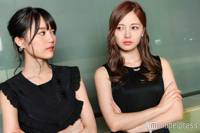 ライバルの真春(白石麻衣)と寧々(生田絵梨花)に「バチバチに睨み合って!」とリクエスト(C)モデルプレス