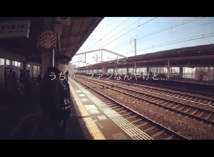 清木場俊介、ファンに無視される　新幹線ホームでの“振り向きスルー”動画が話題