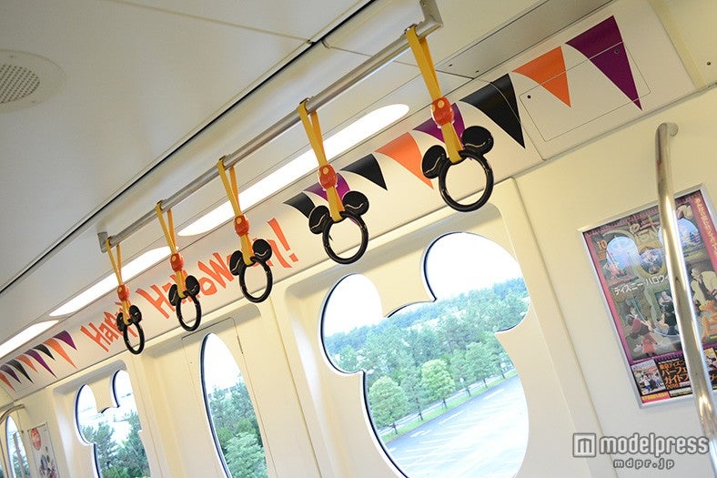 「スティッチ・エンカウンター・ライナー」車内ラッピング