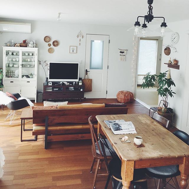 印象が変わるリビングの模様替え実例 もっと快適 おしゃれになるレイアウト モデルプレス