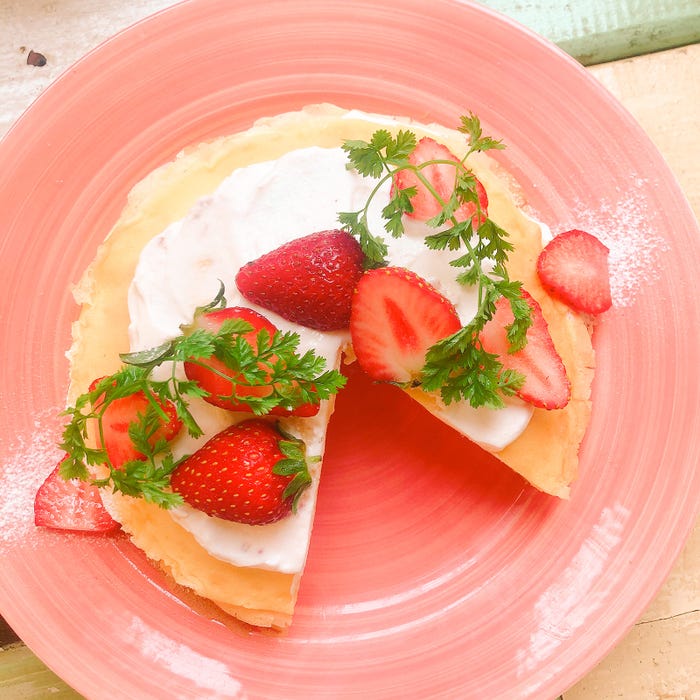 いちごのティラミスクレープ/画像提供:柏原歩