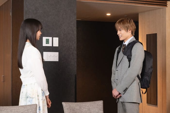 林芽亜里、高松アロハ「初めましてこんにちは、離婚してください」第1話(C)「初めましてこんにちは、離婚してください」製作委員会・MBS