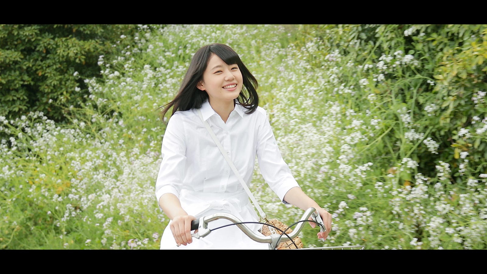 瀧野由美子／広島県呉市下蒲刈町 （C）AKS