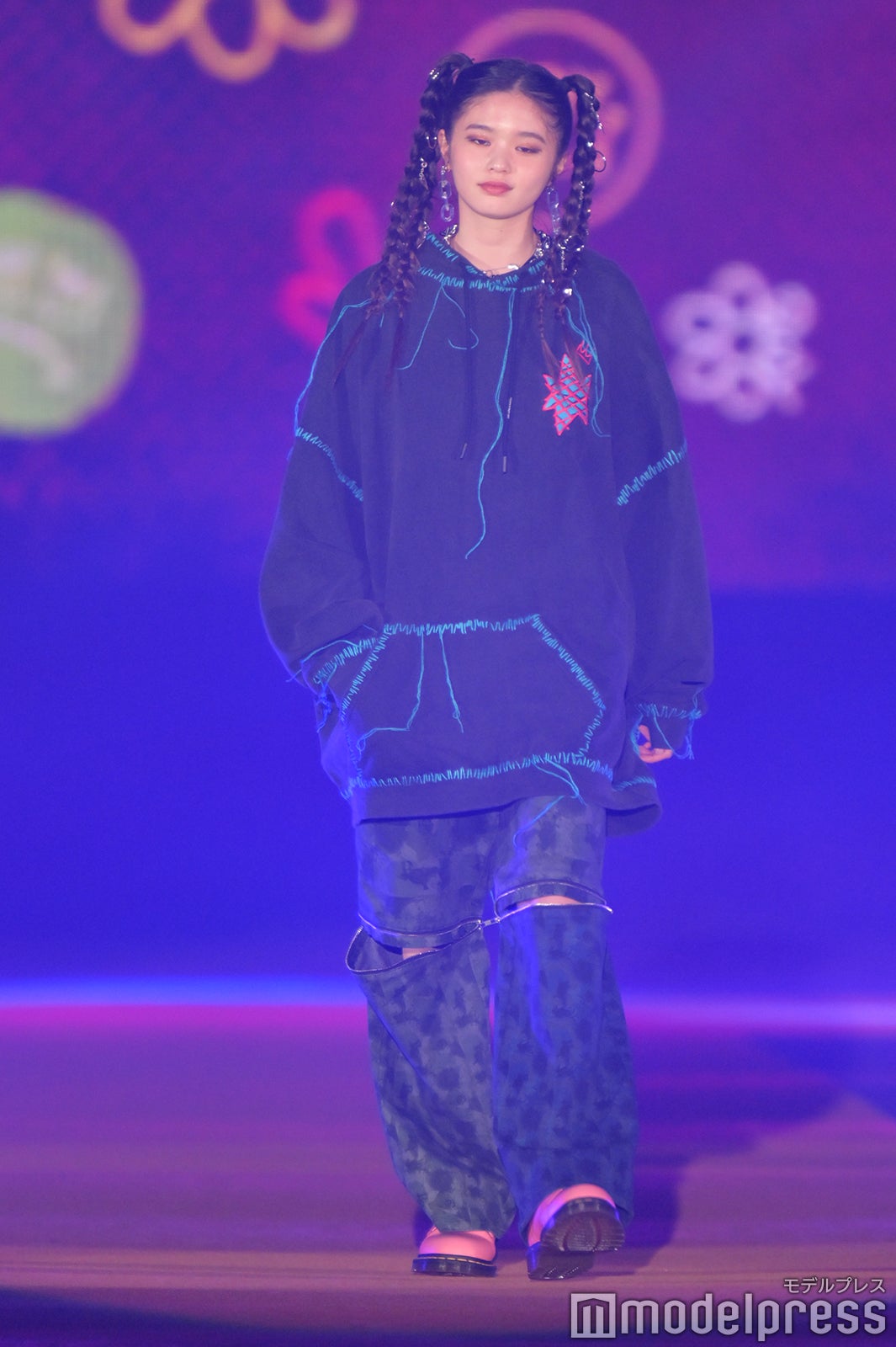 （C）モデルプレス