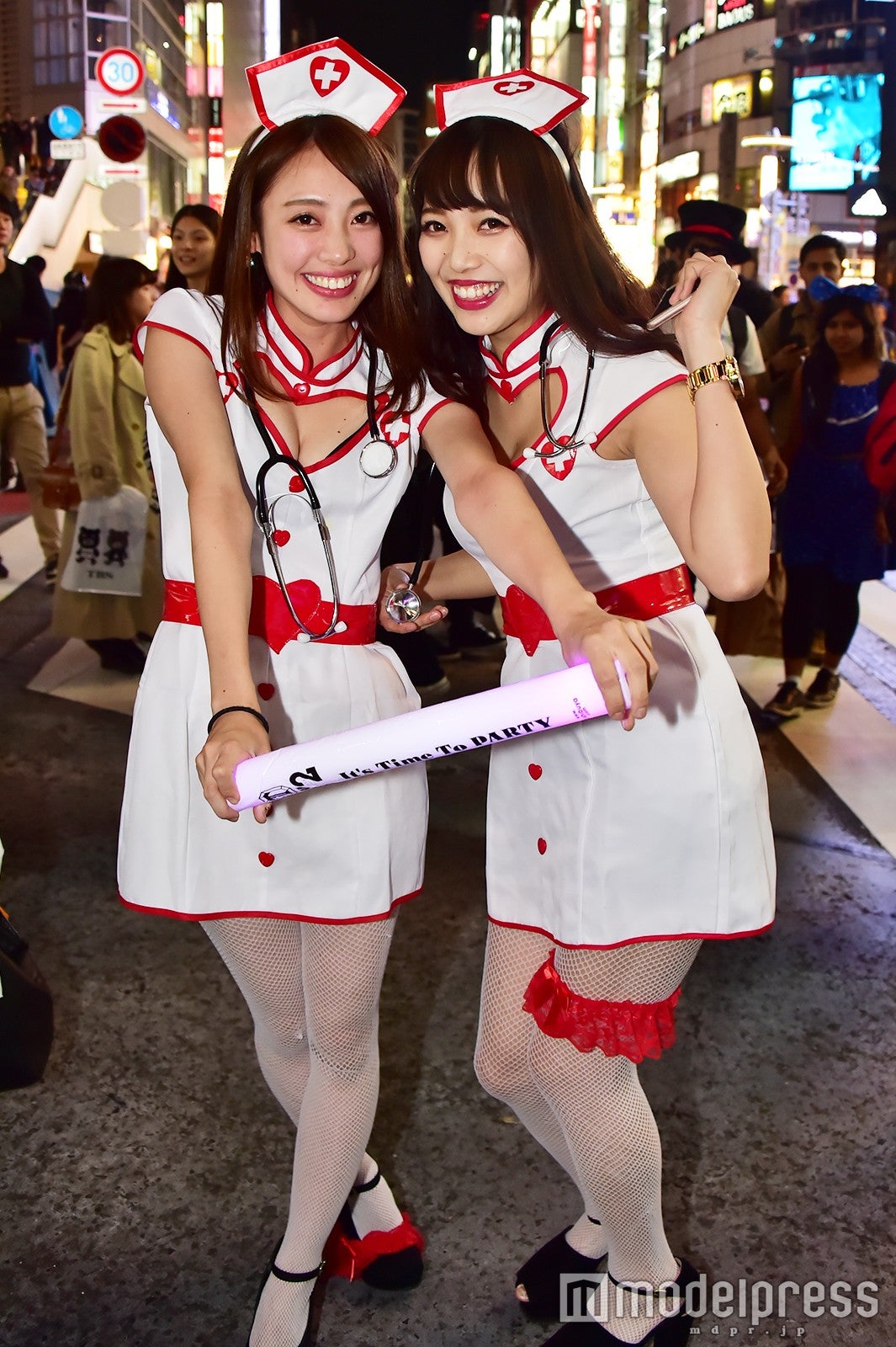 渋谷でのスナップ （C）モデルプレス