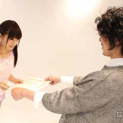 古谷完会長より師範代を授与されるぴかりん