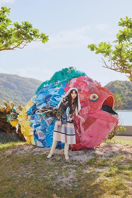 モトーラ世理奈／「装苑」2019年3月号より（提供写真）