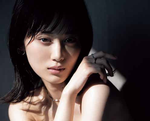 乃木坂46山下美月、大人の魅力漂う美デコルテ披露「TRIANGLE magazine」先行カット公開