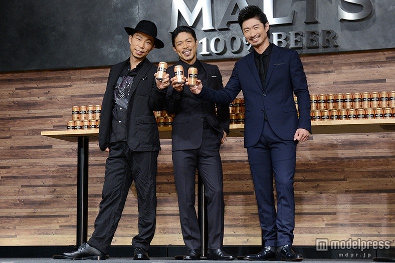 （左から）USA、松本利夫、MAKIDAI（C）モデルプレス