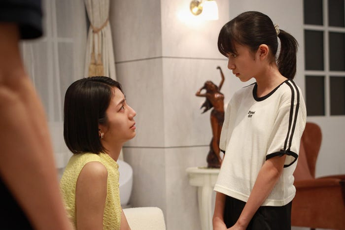 松下奈緒、白山乃愛「スカイキャッスル」最終話(C)テレビ朝日