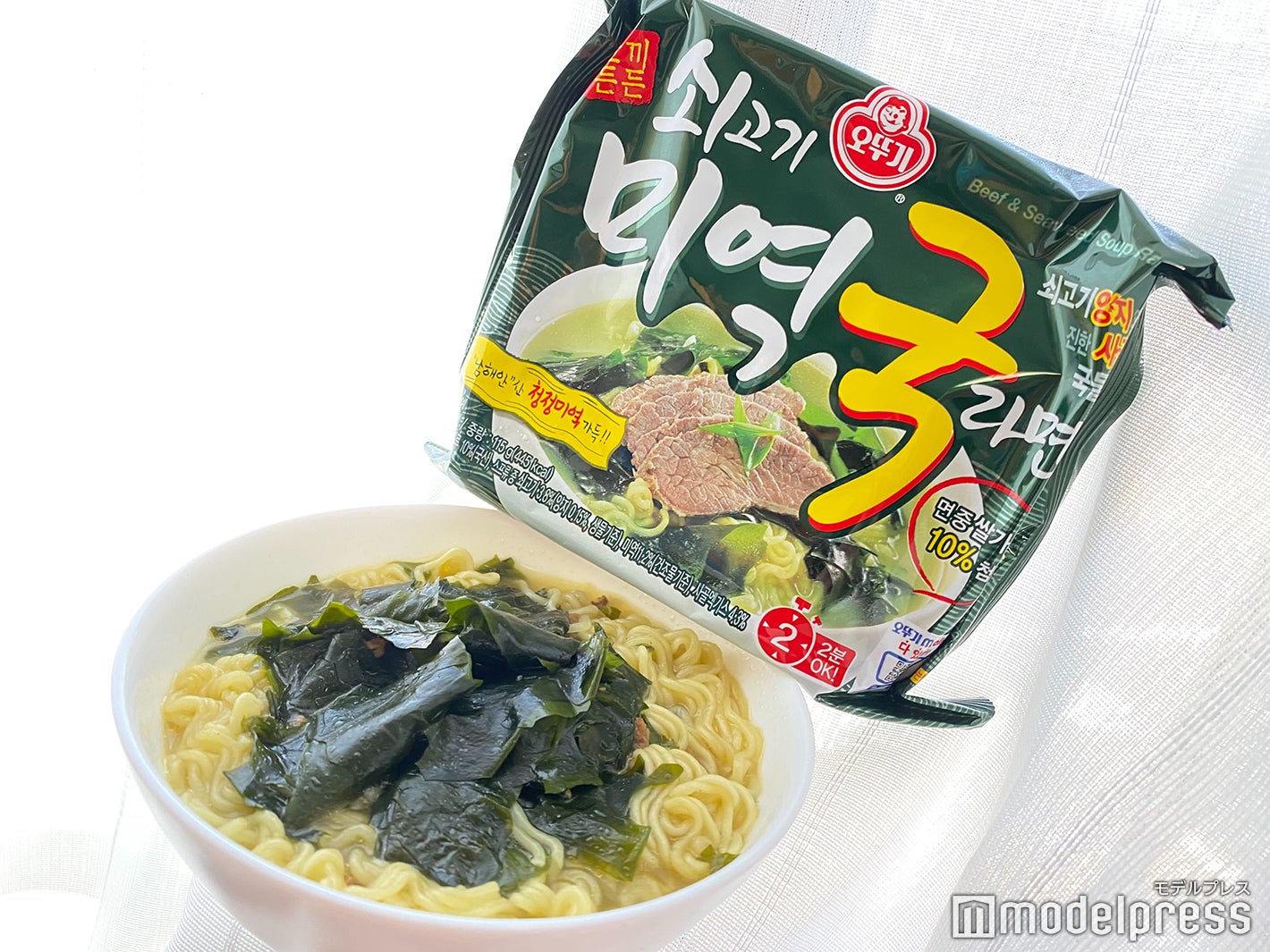 牛肉わかめスープラーメン（C）モデルプレス