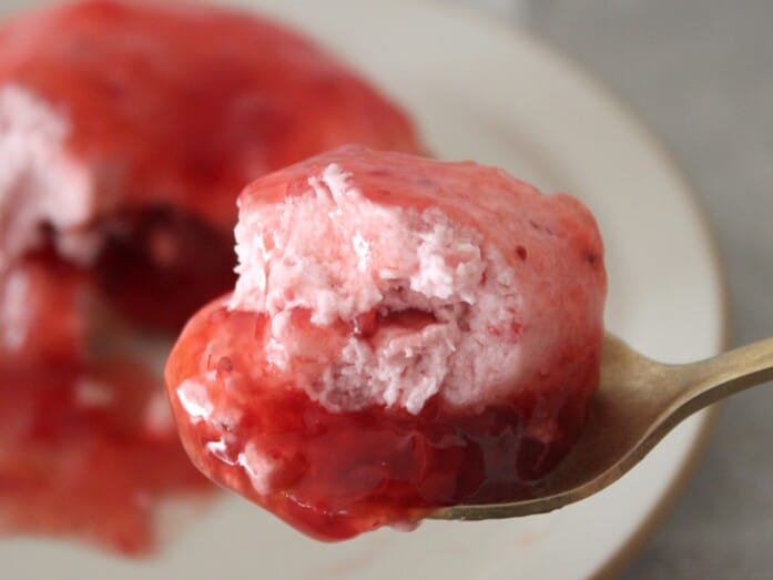 果肉感のあるソースは、ジャムを食べているかのような味わい