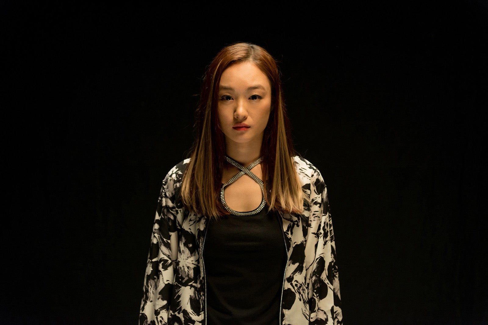 小野ゆり子（C）「GIVER 復讐の贈与者」製作委員会