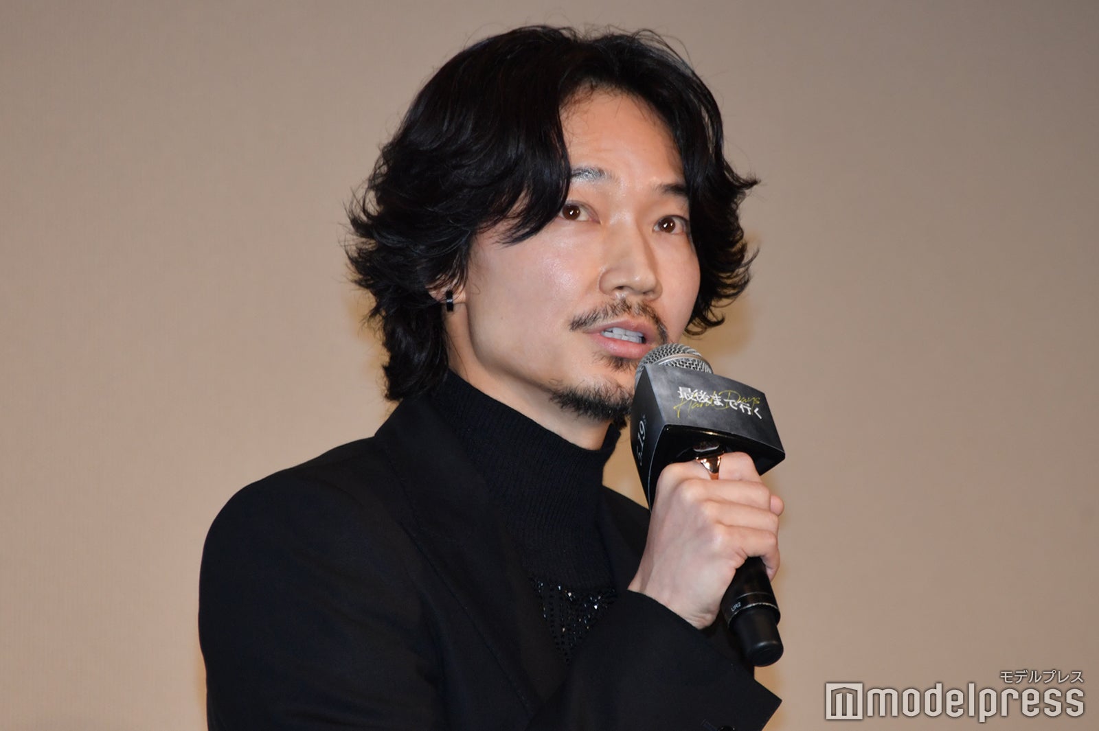 綾野剛（C）モデルプレス