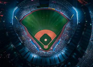 IVE チャン・ウォニョンがMLBメッツ戦で始球式 カスタムユニで大役務める