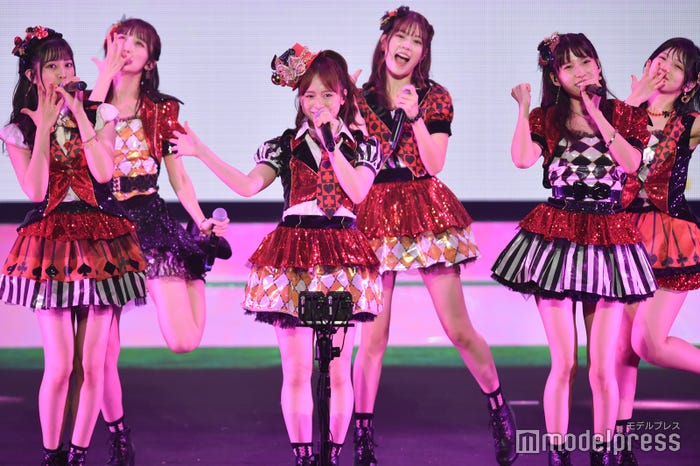 チーム4/行天優莉奈、長友彩海、倉野尾成美、吉川七瀬、谷口めぐ、村山彩希「MX祭り!AKB48 60th Single『久しぶりのリップグロス』発売記念コンサートin武道館2022 柏木由紀プロデュース~僕はずっと忘れない~」 (C)モデルプレス