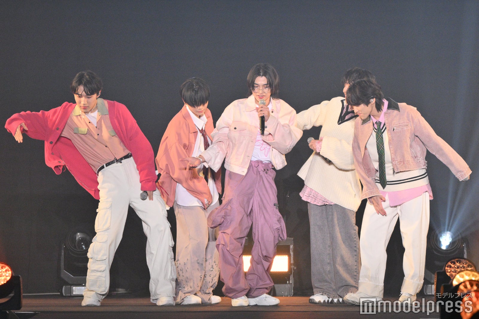 WILD BLUE（C）モデルプレス