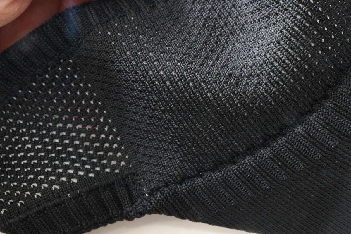 サンバイザー　素材感