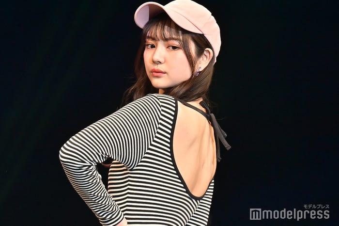 ありぽん(菅井純愛) (C)モデルプレス