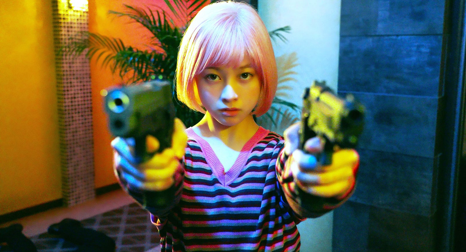 橋本環奈（C）浅井蓮次・沢田 新・小学館／『バイオレンスアクション』製作委員会