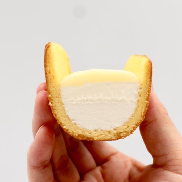 ローソンのふわふわケーキのミルクアイス