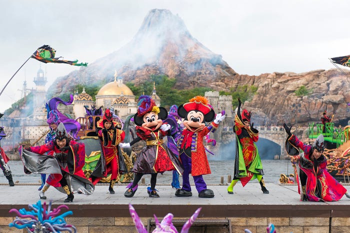 東京ディズニーシー「ディズニー・ハロウィーン」 (C)Disney