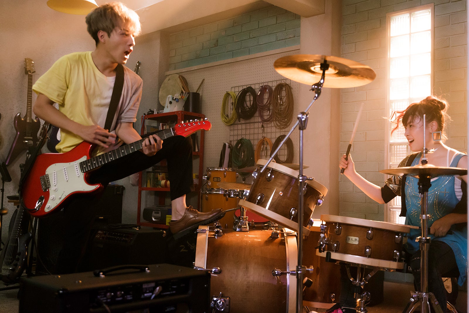 「JK☆ROCK」（C）2019「JK☆ROCK」ビジネスパートナーズ