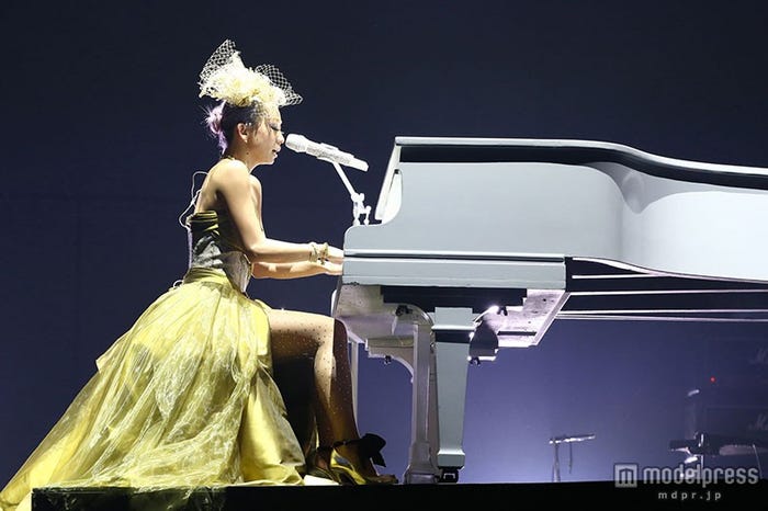 アリーナツアー「Koda Kumi 15th Anniversary Live Tour 2015 ~WALK OF MY LIFE~」を開催した倖田來未(画像提供:avex)