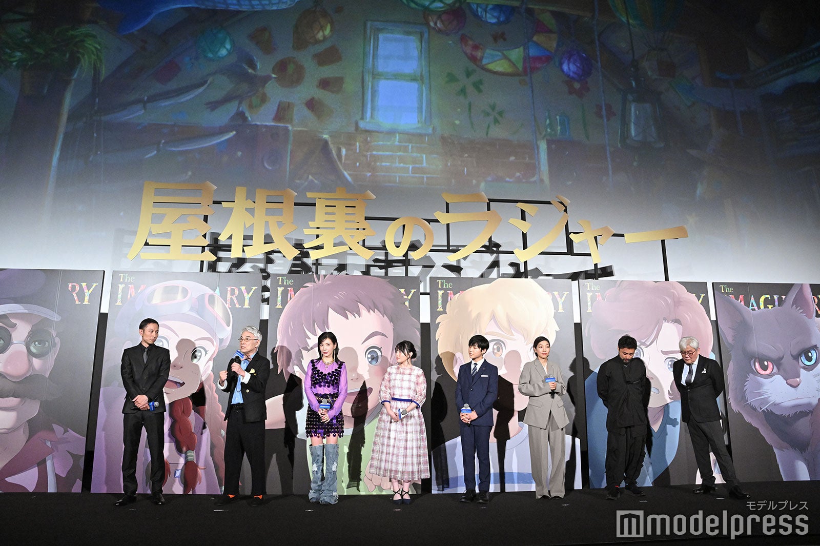 （左から）西村義明氏、イッセー尾形、仲里依紗、鈴木梨央、寺田心、安藤サクラ、山田孝之、百瀬義行監督（C）モデルプレス