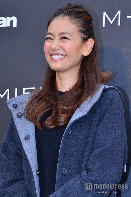 モデル葛岡碧 プロポーズは 言葉と手紙で 結婚発表後初の公の場で笑顔振りまく モデルプレス モデル葛岡碧 プロポーズは 言葉と手紙で 結婚発表後初の公の場で笑顔振りまく モデルプレス